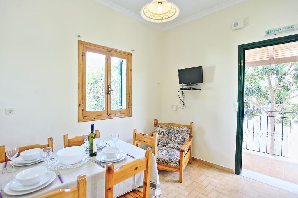 Appartamento Zouli Sophia Kalámi Esterno foto